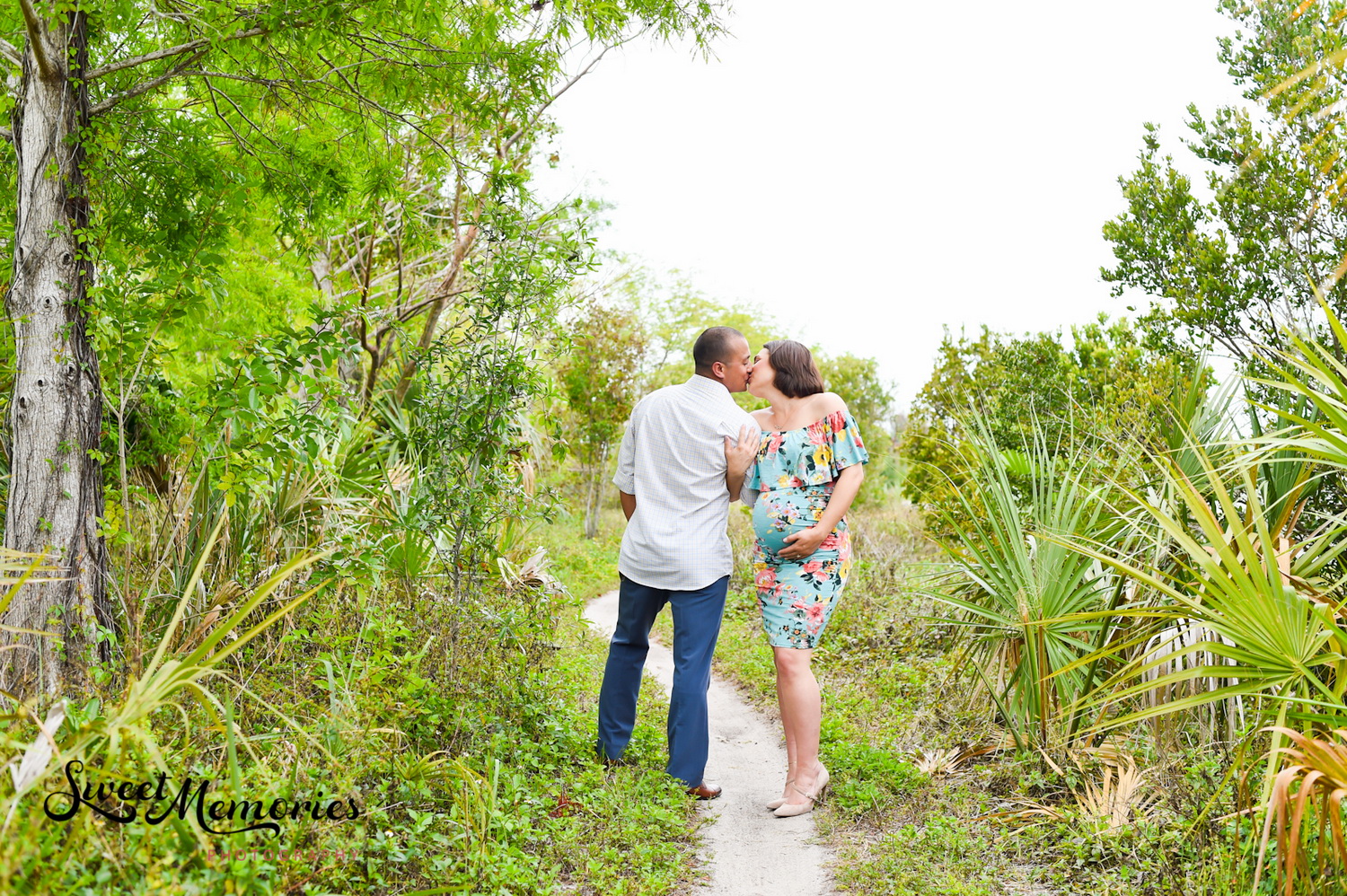 maternity session at quiet waters park | florida photographer