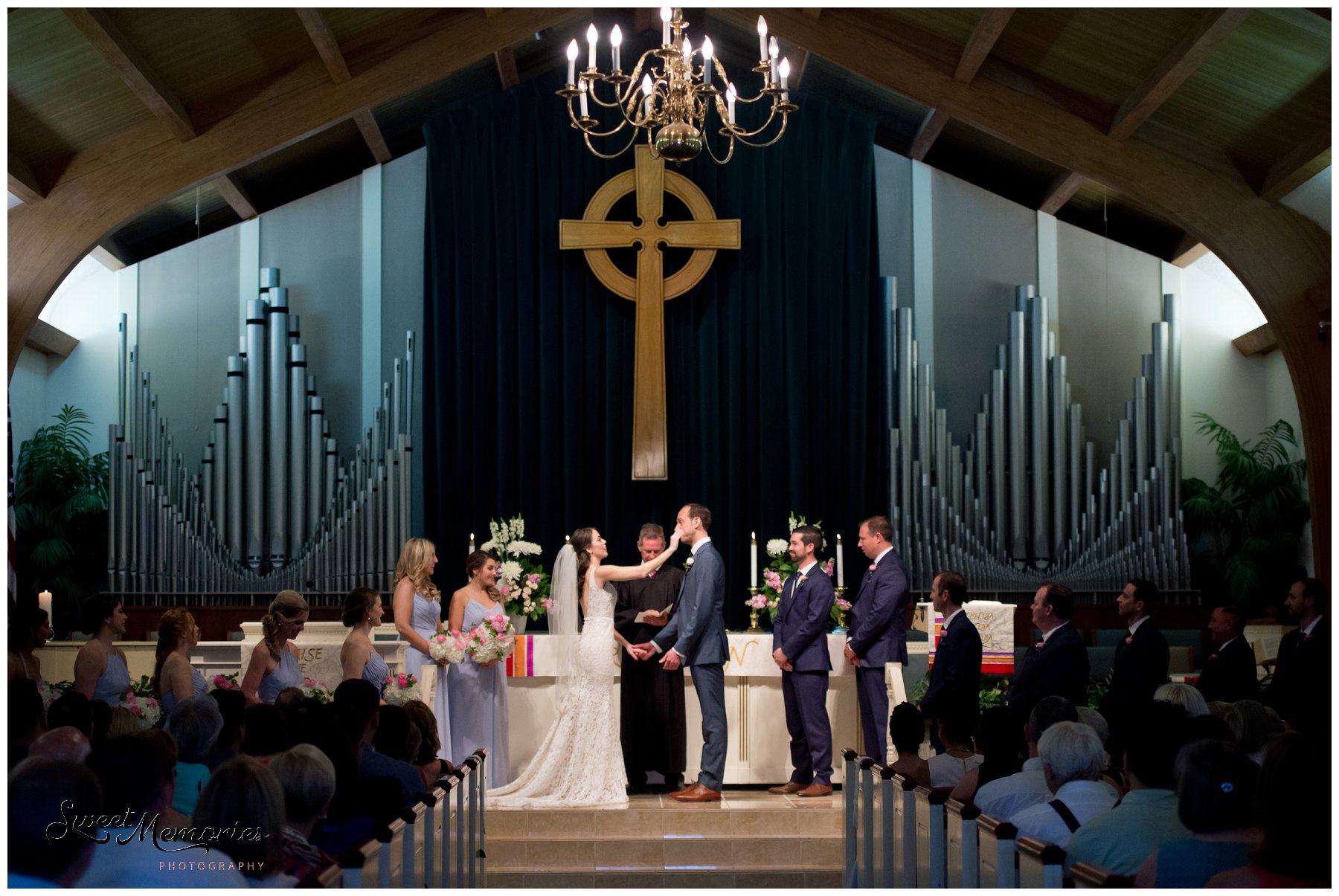 Tropical Wedding at the Bonnet House in Fort Lauderdale | Florida Wedding Photographer