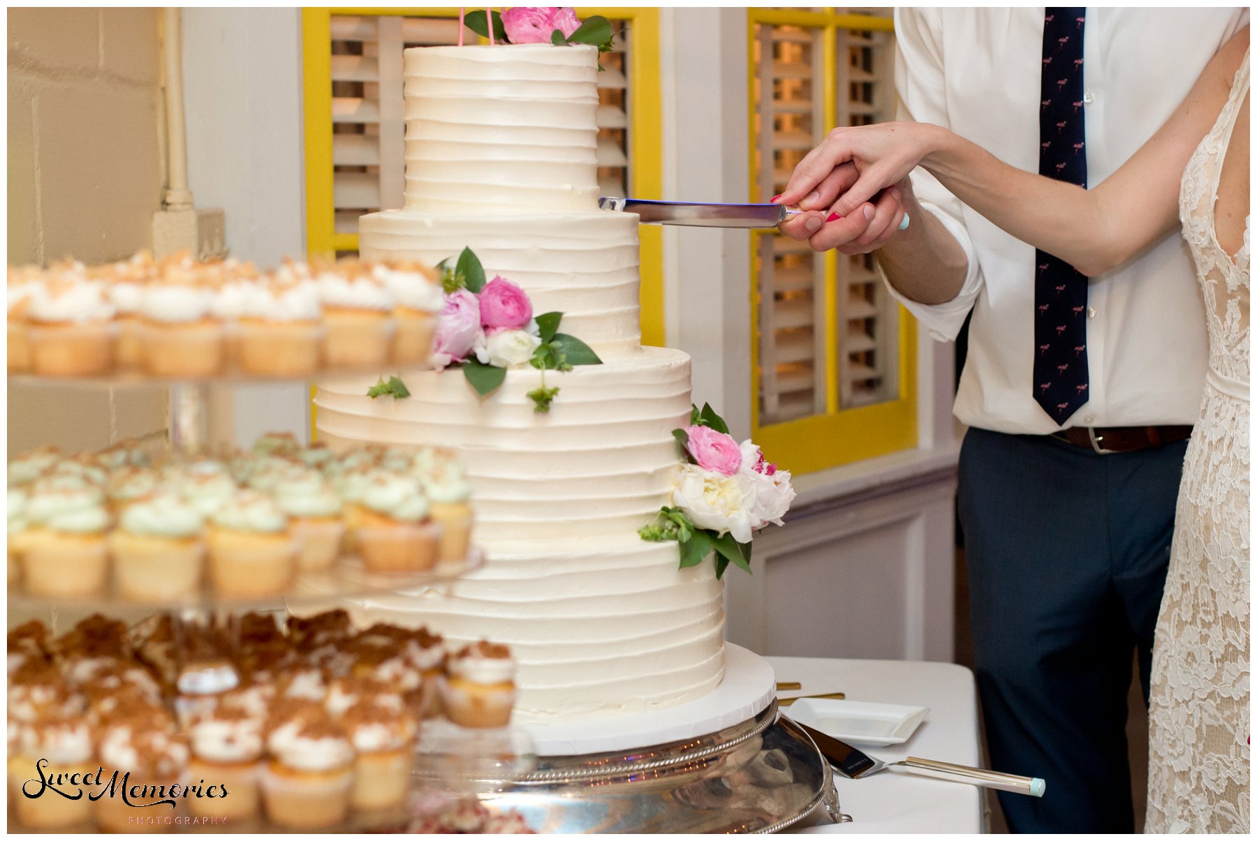 Tropical Wedding at the Bonnet House in Fort Lauderdale | Florida Wedding Photographer