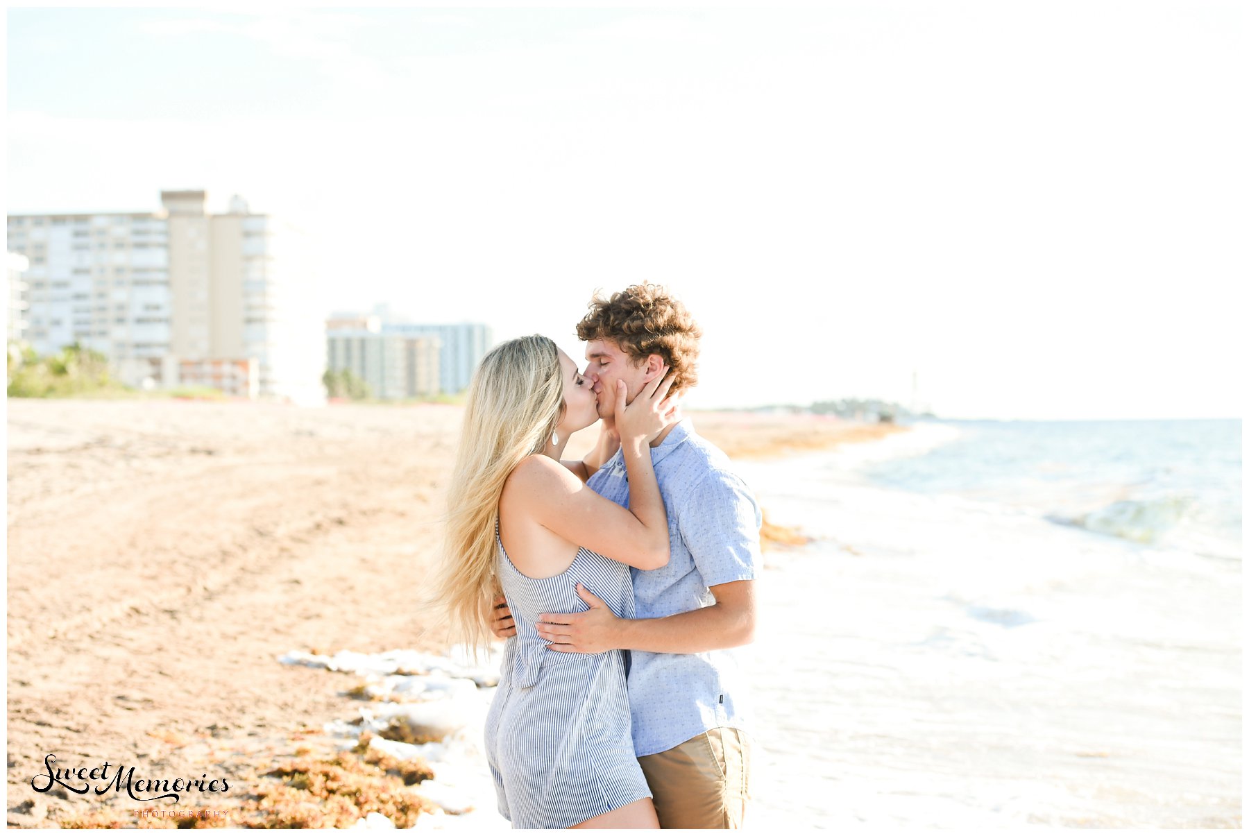 This Fort Lauderdale Couples Photoshoot on the beach with Ariel and Charlie was so much fun. This Kentucky-based couple was on a much-needed vacation with Ariel's family to celebrate their senior year of high school. Their first session together as a couple, we had a great time!