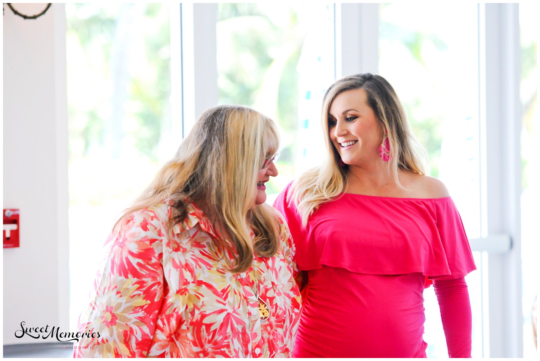 What's more fitting than a Florida-based mommy-to-be having a tropical baby shower? Decked out with flamingos, lemons, tropical colors, and plants at the Hillsboro Club, it was the perfect way to celebrate Blair and her baby, Harlow!