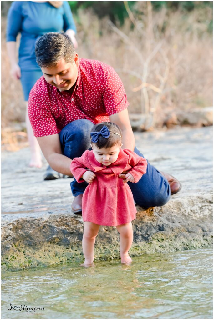 Family pictures at Bull Creek District Park in Austin, Texas