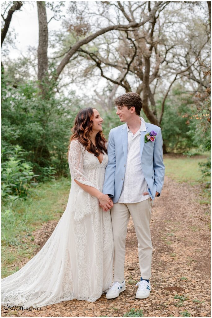 Dripping Springs wedding at Rambling Rose Ranch | Austin and Drippings Springs Wedding Photographer