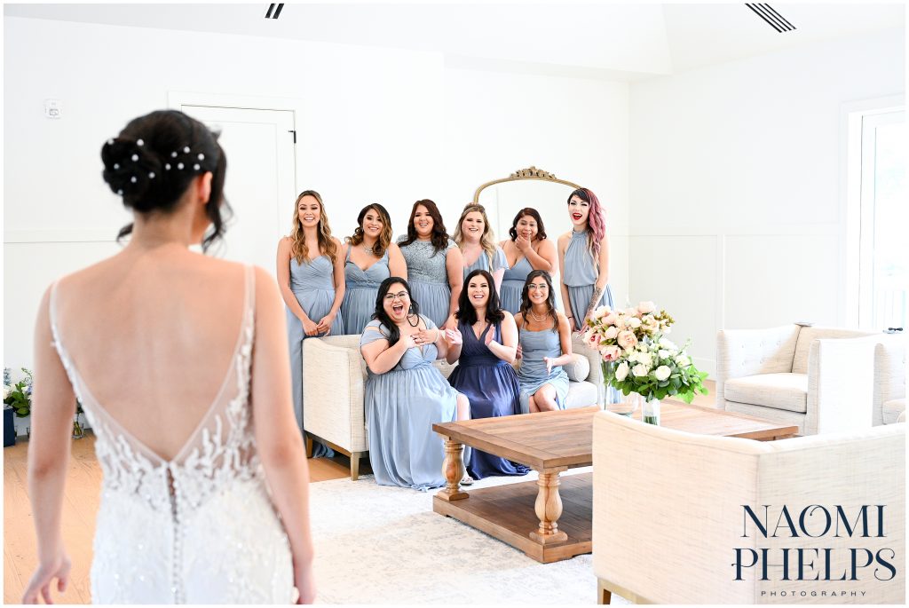 The bride's first look with her bridesmaids.